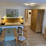 Apartament Murmelschlupf & Hummelschlupf *