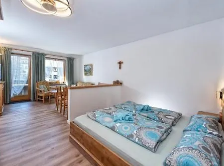 Murmelschlupf & Hummelschlupf *